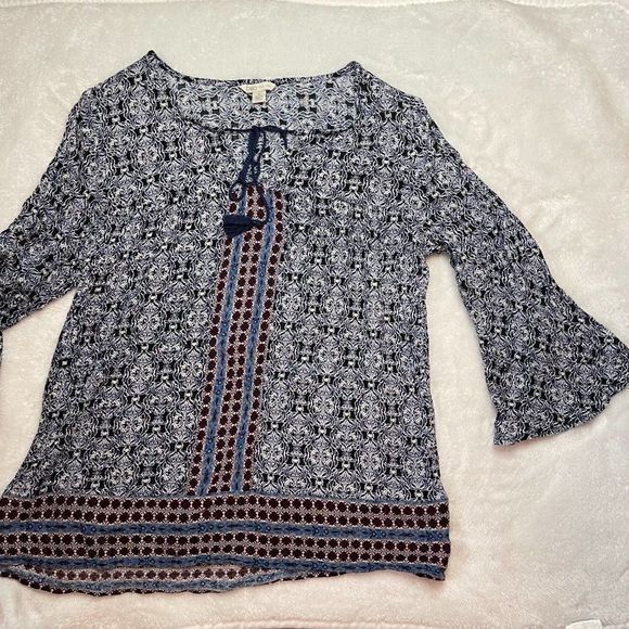 Cato Women's 100% Rayon 3/4 Length Sleeve Aztec Print Top Size Small - Picture 4 of 10